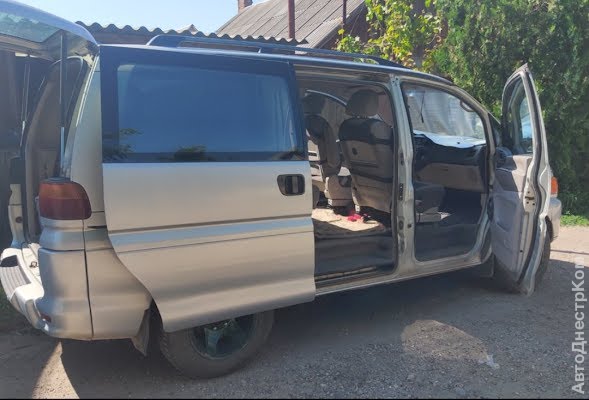 продам авто Mitsubishi Space Gear Space Gear (PA0) фото 1