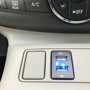 エスティマ AHR20W