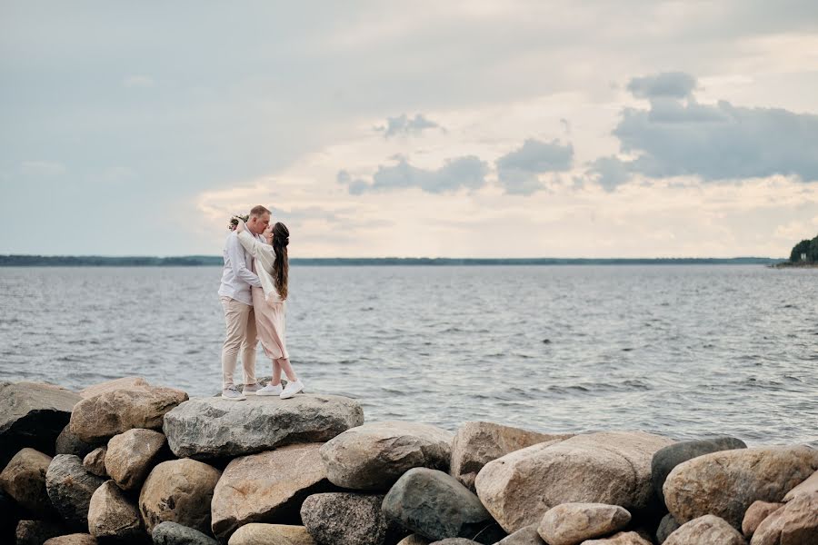 Fotografo di matrimoni Roman Gorelov (hellsmile). Foto del 10 marzo 2021