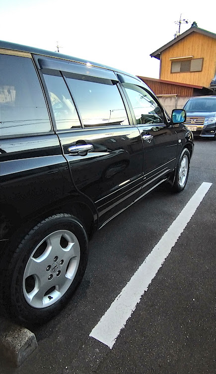 クルーガーのクルーガーＶ・ワックス掛け・洗車WAXに関するカスタム事例の投稿画像5枚目