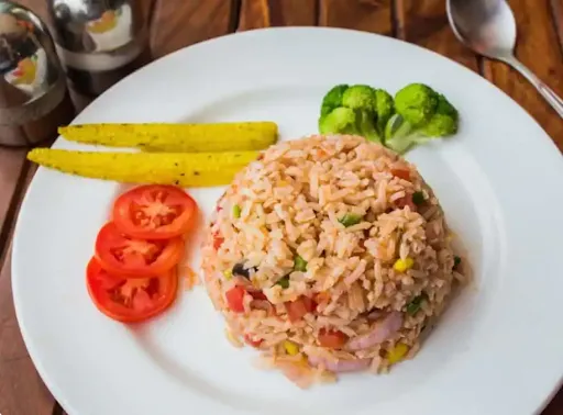 Brown Rice With Veggies & Paneer