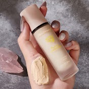 Kem Nền Kiss Beauty, Kem Nền Nội Địa Trung Kiềm Dầu F28 Sammi Beauty