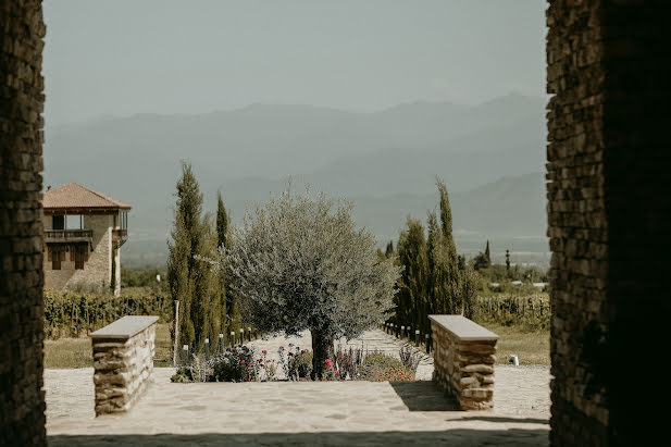 Jurufoto perkahwinan Archil Korgalidze (weddingingeorgia). Foto pada 14 Julai 2021