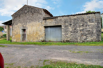 maison à La Chapelle-des-Pots (17)