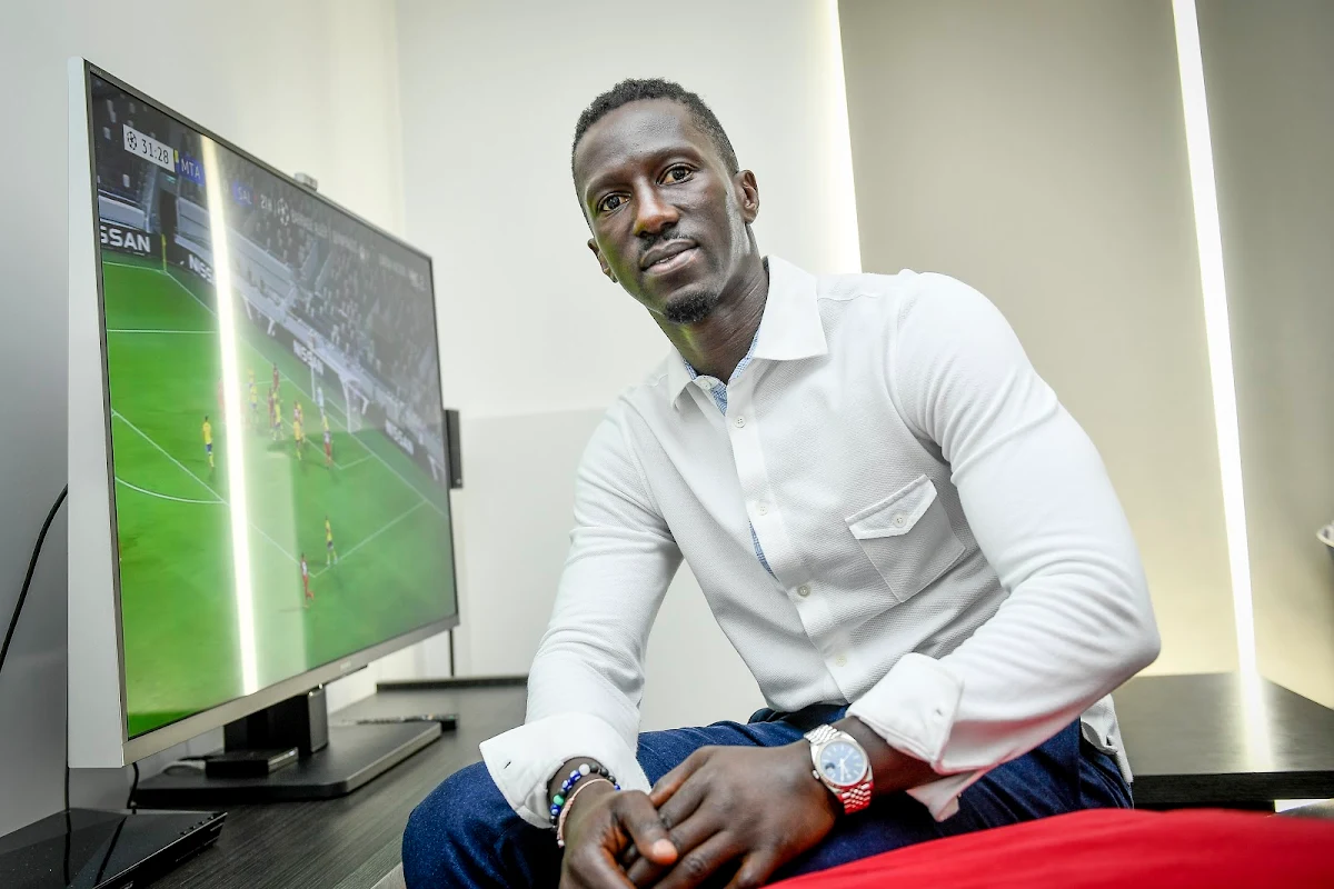 Frédéric Gounongbe laat zich uit over Mbaye Leye bij Standard