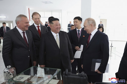 Kremlj: Putin i Kim razmenili karabine, severnokorejski lider u Rusiji još nekoliko dana