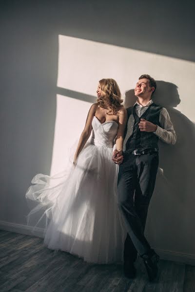 Nhiếp ảnh gia ảnh cưới Anton Ivanov (ivanovantonph). Ảnh của 16 tháng 2 2017