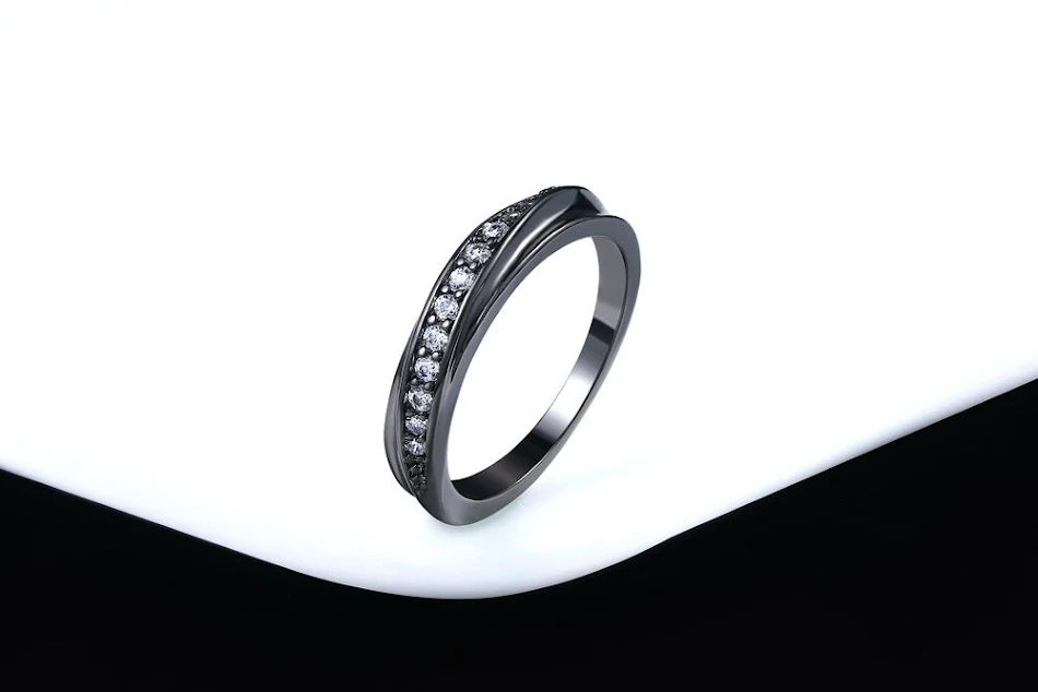 Bague femme or rose zircon micro-sertie, style coréen, diamant rang unique, bijou élégant et raffiné, parfait pour sublimer votre main.