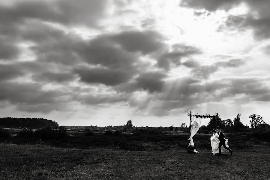 Fotografo di matrimoni Dima Lemeshevskiy (mityalem). Foto del 24 settembre 2017