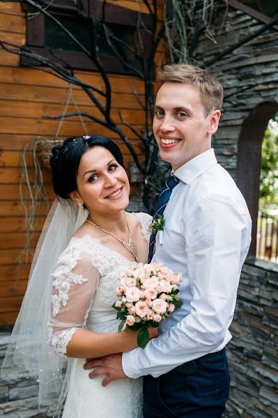 Wedding photographer Maksim Podobedov (podobedov). Photo of 1 September 2016