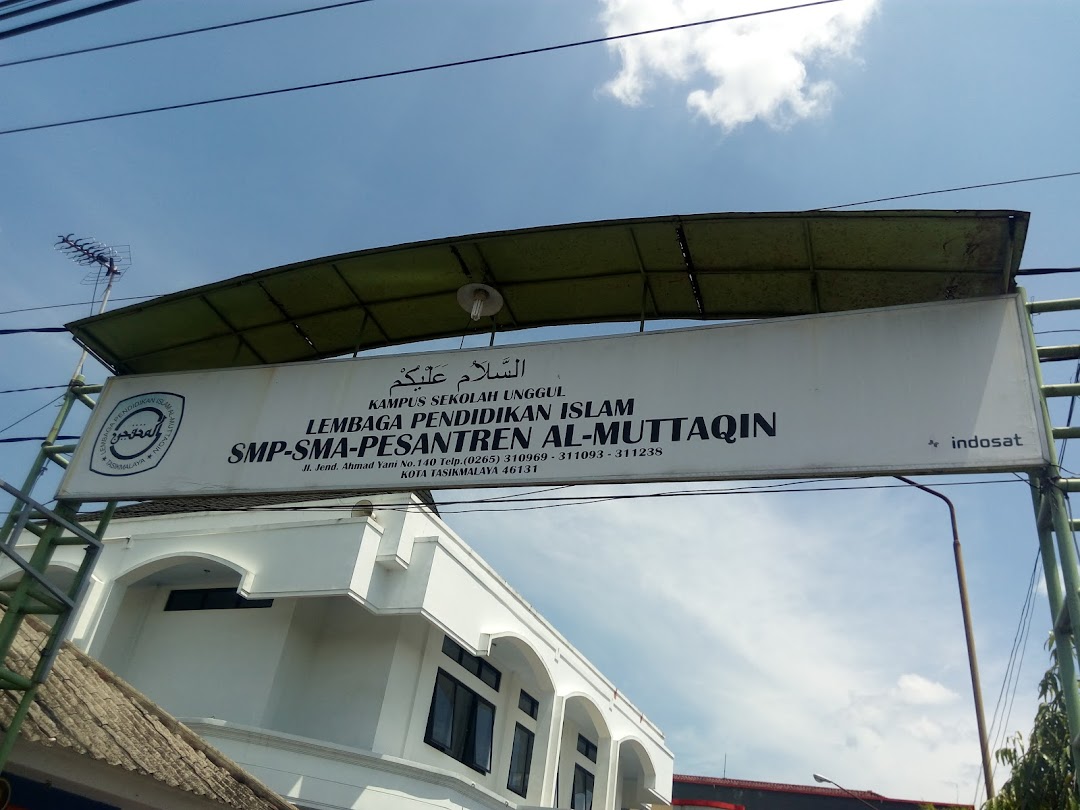 Lembaga Pendidikan Islam SMP - SMA - Pesantren Al - Muttaqin