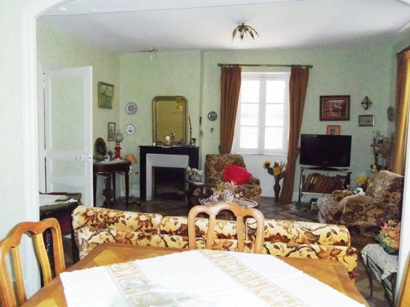 Vente appartement 3 pièces 90 m² à Saint-Saulge (58330), 53 600 €