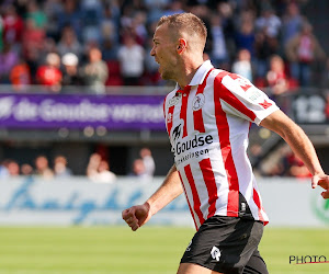 🎥 Passé sous les radars en Pro League, un milieu offensif belge s'offre un doublé contre l'Ajax