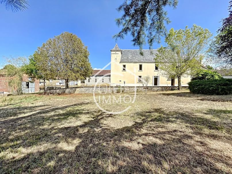 Vente propriété 12 pièces 350 m² à Sarlat-la-caneda (24200), 373 000 €