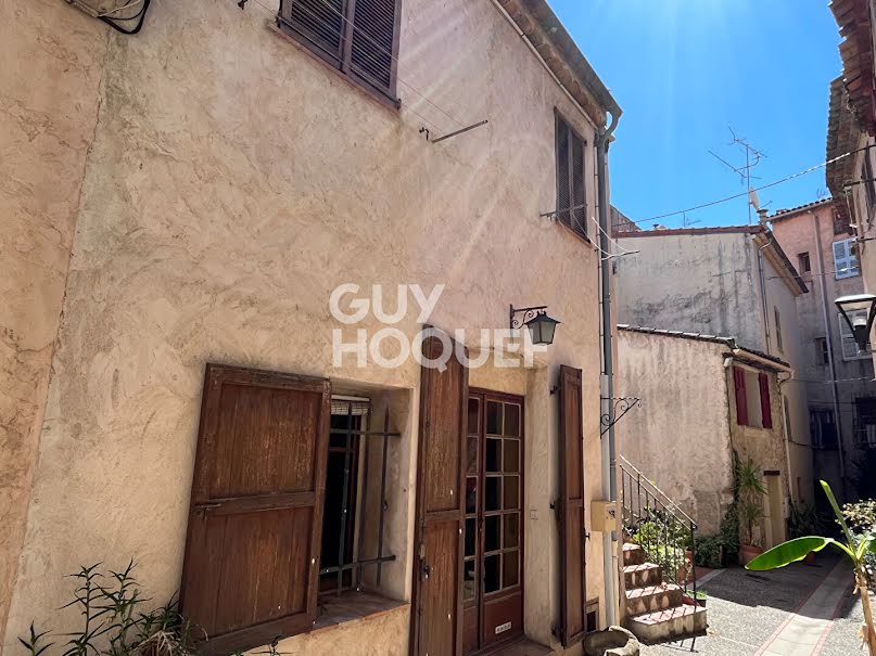 Vente maison 4 pièces 122 m² à Vallauris (06220), 260 000 €