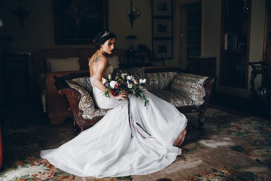 Wedding photographer Yaroslav Kalinovskiy (kalinovskyph). Photo of 12 April 2018