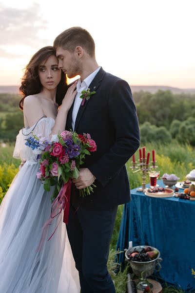 Fotógrafo de casamento Alina Sidorova (sidorovalinka). Foto de 24 de março 2020