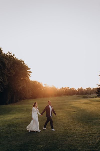 Bröllopsfotograf Antonina Mazokha (antowik). Foto av 4 september 2022