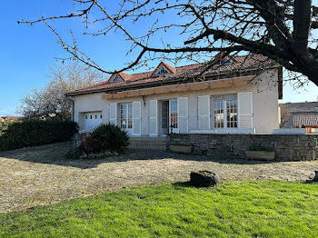 maison à Aigueperse (63)