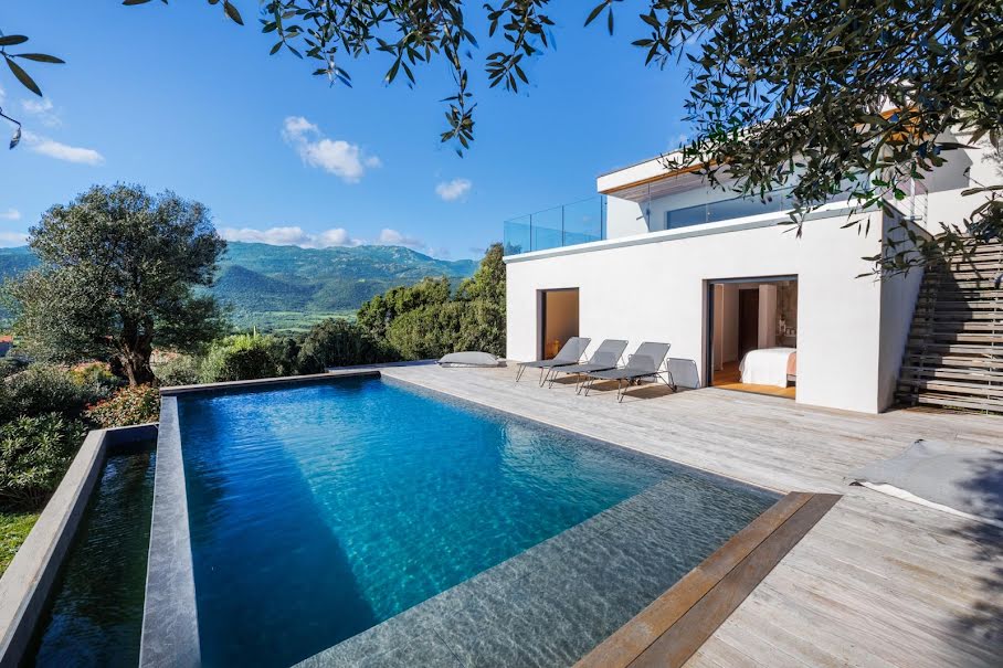 Vente maison 7 pièces 237 m² à Porto-Vecchio (20137), 2 572 500 €