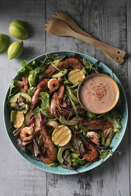 Mexican-style prawn cocktail platter with Bloody Mary sauce.