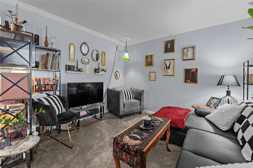 Apartment 4