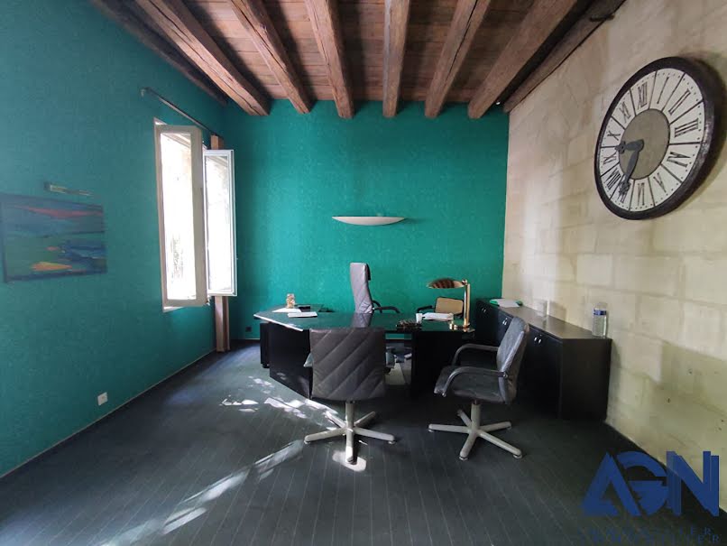 Location  locaux professionnels   à Beaucaire (30300), 750 €