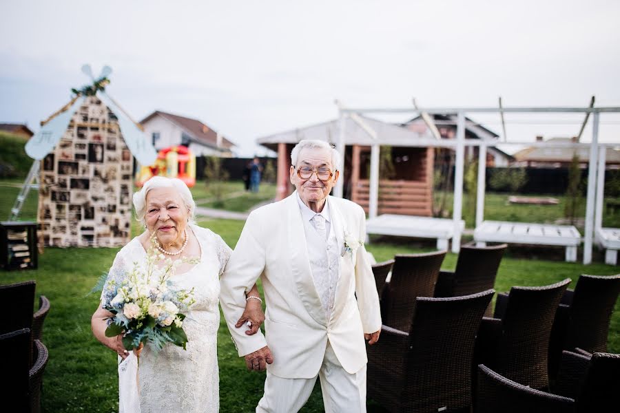 Wedding photographer Olga Zvorska (zvorska). Photo of 18 July 2016