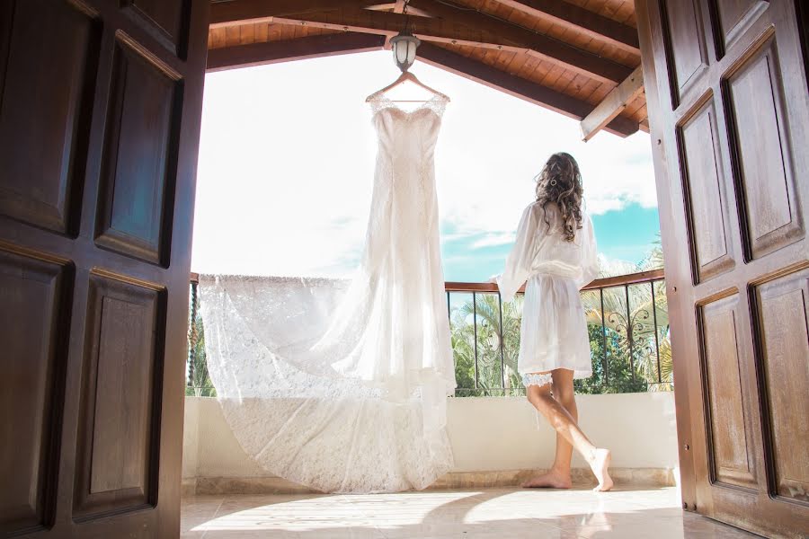 Fotografo di matrimoni Monica Hoyos (monikfda). Foto del 20 settembre 2018