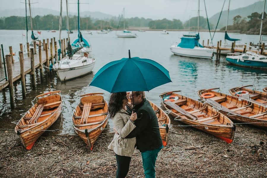 Fotografo di matrimoni Justyna Lobodzinska (lobodzinskapp). Foto del 25 febbraio 2020