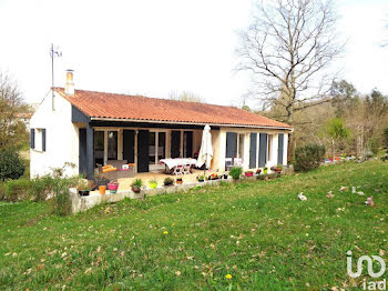 maison à Bussac-sur-Charente (17)