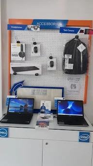 Dell Exclusive Store photo 3