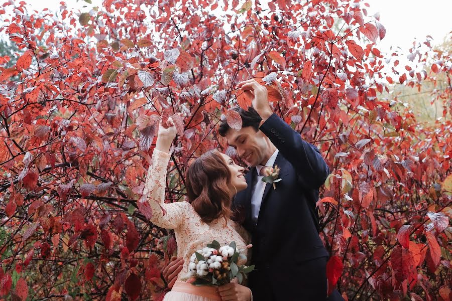 Fotografo di matrimoni Lidiya Beloshapkina (beloshapkina). Foto del 4 gennaio 2018