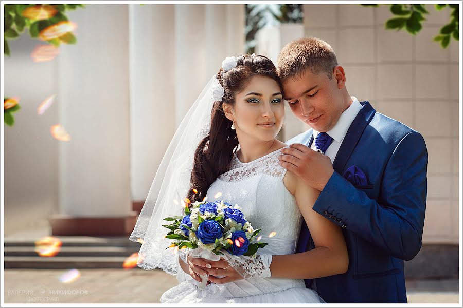 Fotógrafo de casamento Valeriy Nikiforov (kashefoto). Foto de 25 de julho 2014