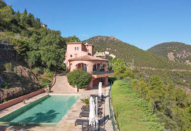 Villa with pool and terrace 1