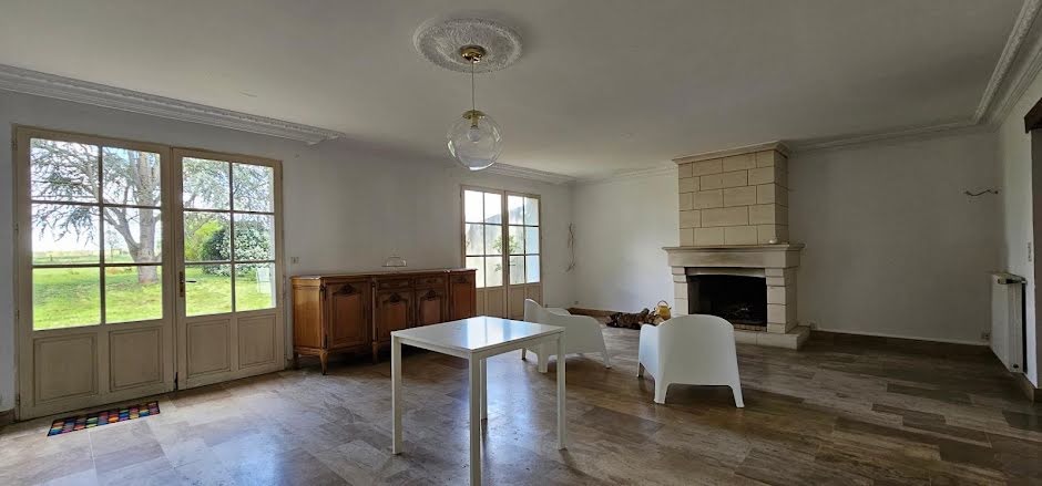 Vente maison 4 pièces 163 m² à Mouterre-Silly (86200), 185 000 €