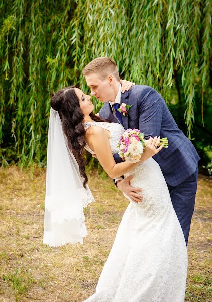 Fotógrafo de bodas Elena Valebnaya (helenv). Foto del 2 de junio 2015