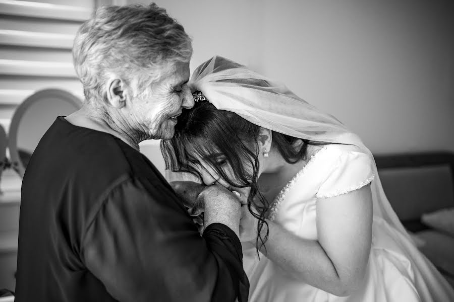 Fotógrafo de casamento Petrica Sima (petricasimaro). Foto de 11 de julho 2022