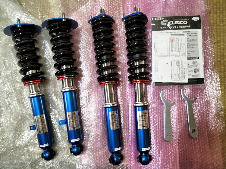 アリストのアリスト JZS161・2JZ-GTE・CUSCO Street ZERO A・車高調交換・マリーナホップ広島に関するカスタム事例の投稿画像3枚目