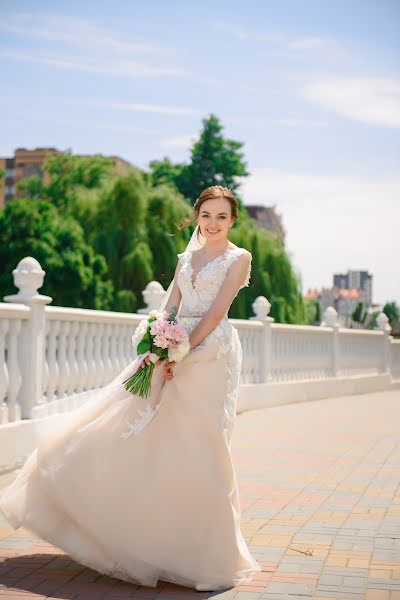 Wedding photographer Bogdan Gordeychuk (savedframe). Photo of 24 April 2020