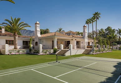 Villa avec piscine en bord de mer 4