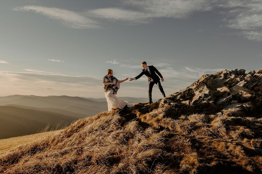 Fotógrafo de casamento Marcin Łabuda (thousandframes). Foto de 15 de fevereiro 2022