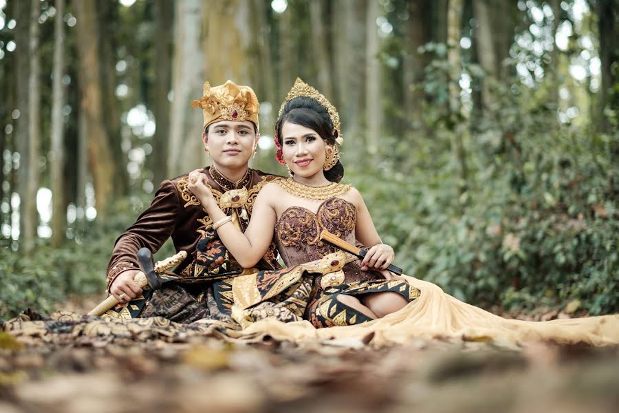 Fotografo di matrimoni Ketut Sutawan (sutawan). Foto del 21 giugno 2020