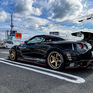 NISSAN GT-R R35