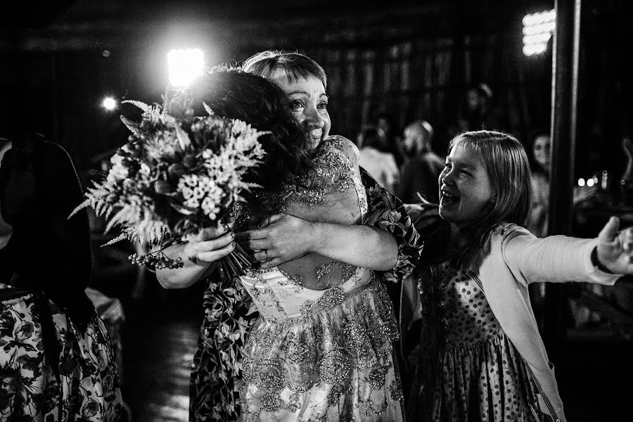 Fotógrafo de casamento Anya Bezyaeva (bezyaewa). Foto de 2 de abril 2019