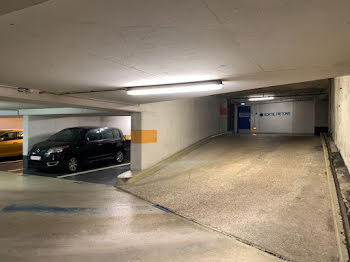 parking à Paris 20ème (75)