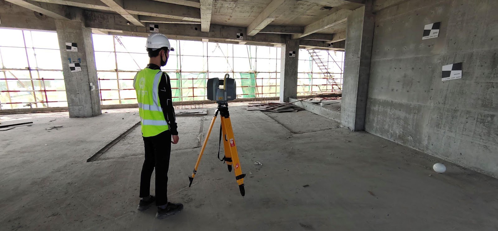 On-site scanning of construction operations