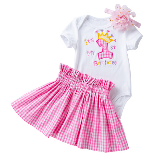 Title 6, Cartoon Embroidered Letter Bag Fart Shirt & Pla...