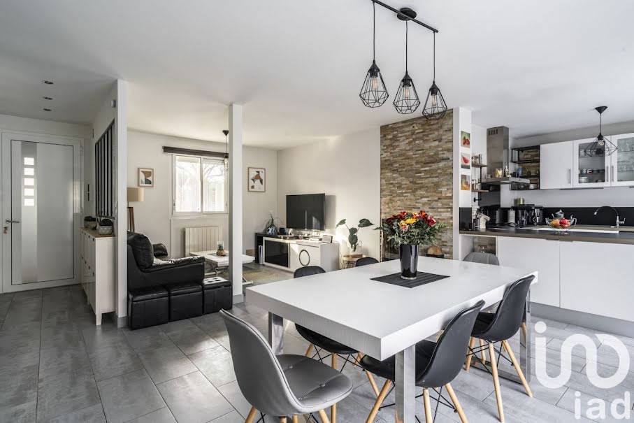 Vente maison 5 pièces 115 m² à Pontault-Combault (77340), 495 000 €