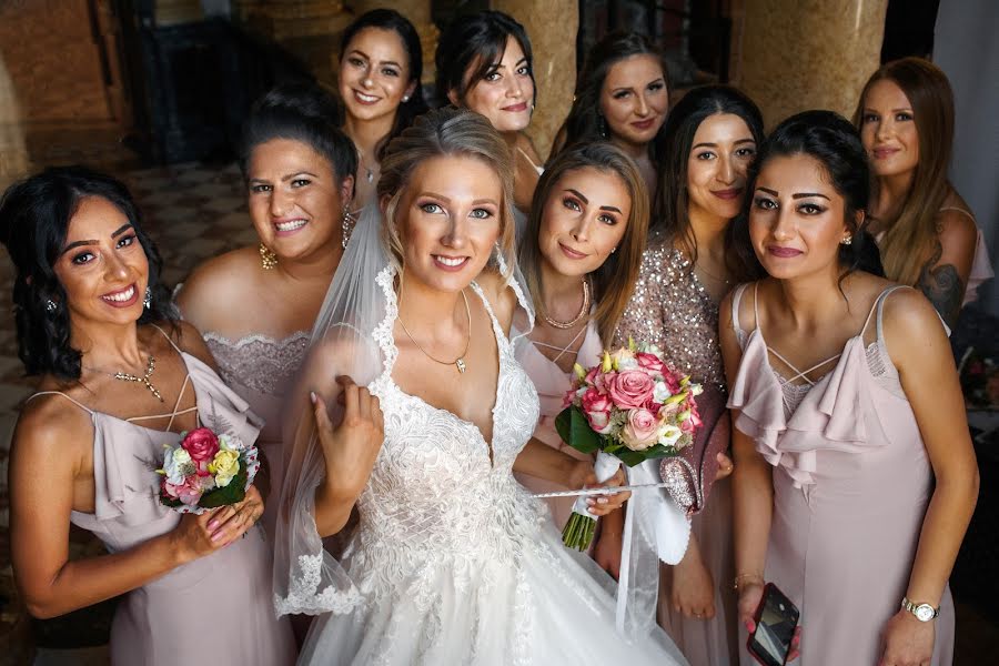 結婚式の写真家Rostyslav Kostenko (rossko)。2019 8月24日の写真